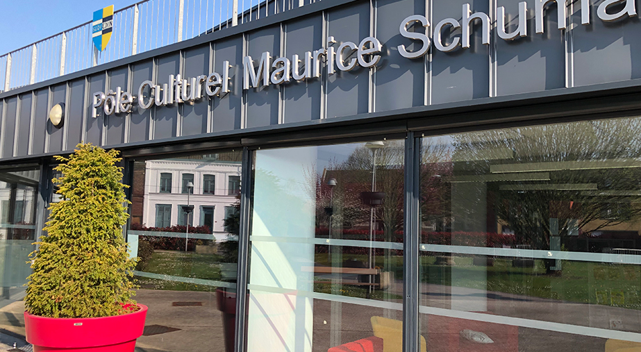 Pole culturel et mediatheque -galerie (1)